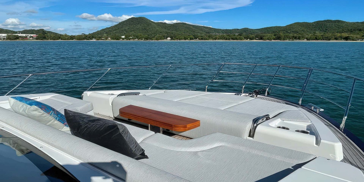 Аренда яхты Azimut 60 Mare на Пхукете